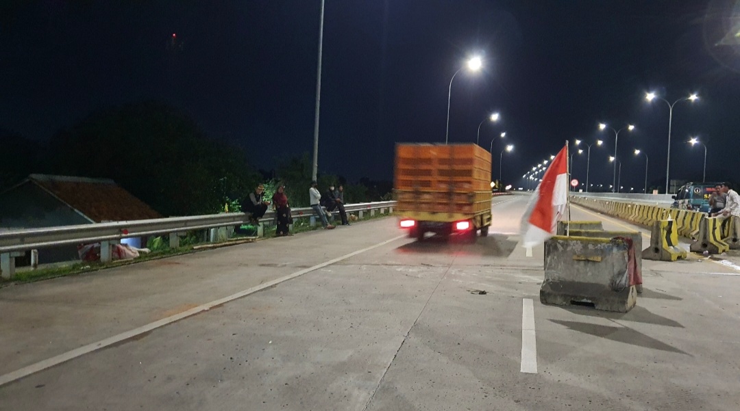 Blokade Tol Jatikarya Dibuka, Ahli Waris Hanya Izinkan 1 Jalur yang Bisa Dilewati Kendaraan