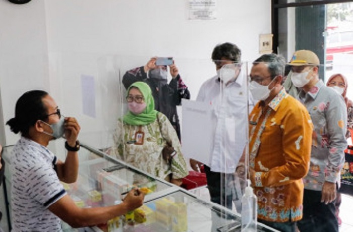 Walikota Jakarta Pusat Tarik 30 Obat Sirop Berbahaya dari Apotek di Cempaka Putih