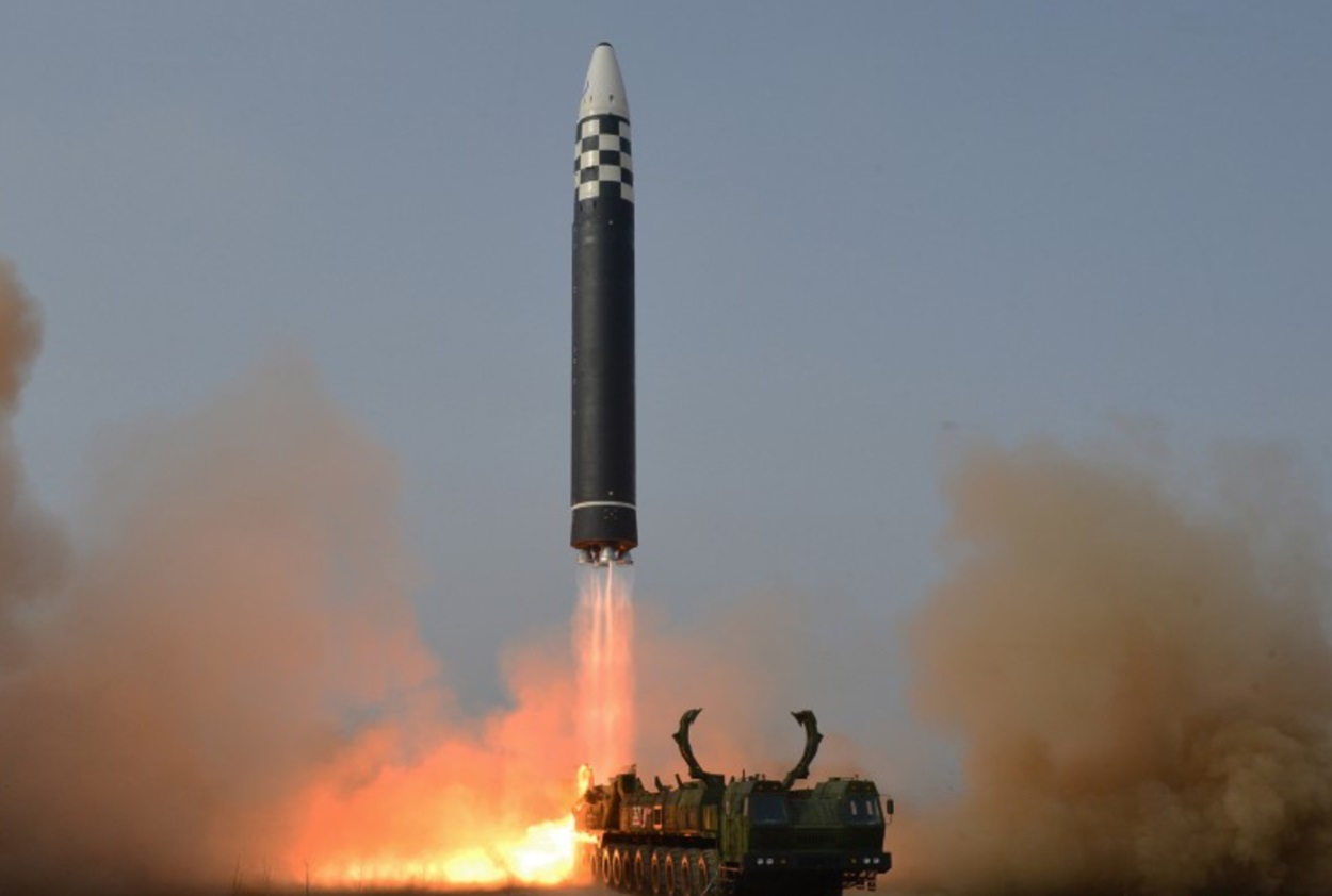 Ngeri! Korea Utara Kembangkan Remote Kontrol Roket dan Peluru Balistik