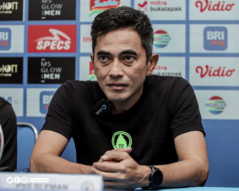 Pelatih PSS Sleman Beri Motivasi Para Pemain Jelang Lawan Arema FC