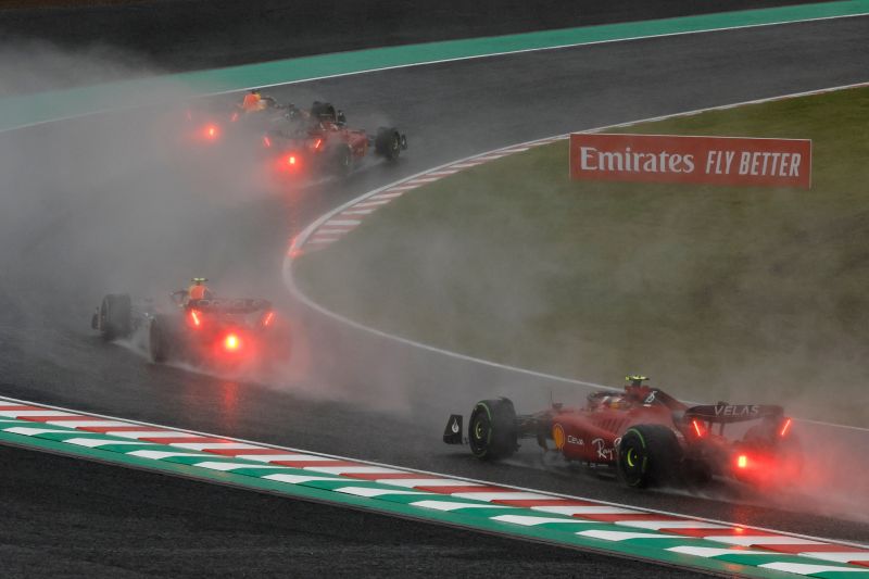  Formula 1 GP Jepang Dihentikan, Akibat Cuaca Buruk di Sirkuit Suzuka
