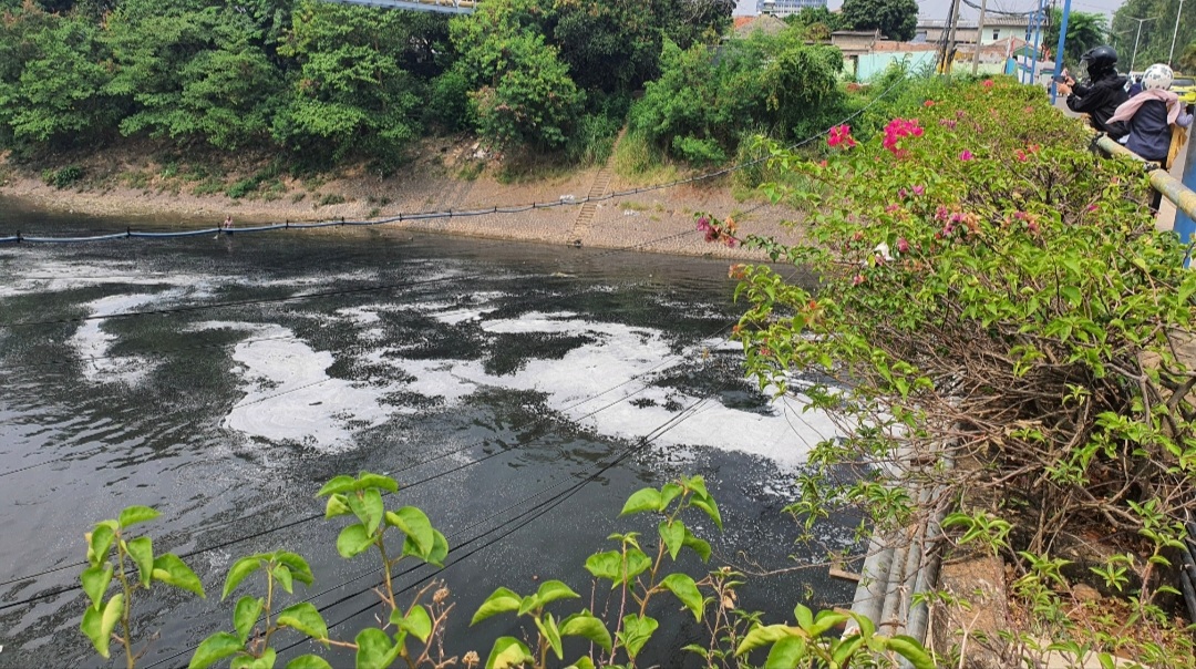 Produksi Air Bersih Dihentikan Imbas Aliran Kali Bekasi Kembali Tercemar
