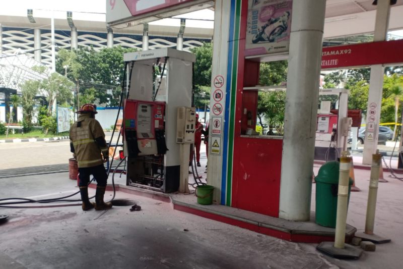 Polisi Selidiki Penyebab Kebakaran SPBU Undip Semarang