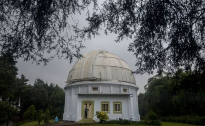 Observatorium Bosscha ITB Amati Hilal 1 Syawal, Hasilnya 1 Mei Ketinggian Bulan Lebih dari 3.54 Derajat
