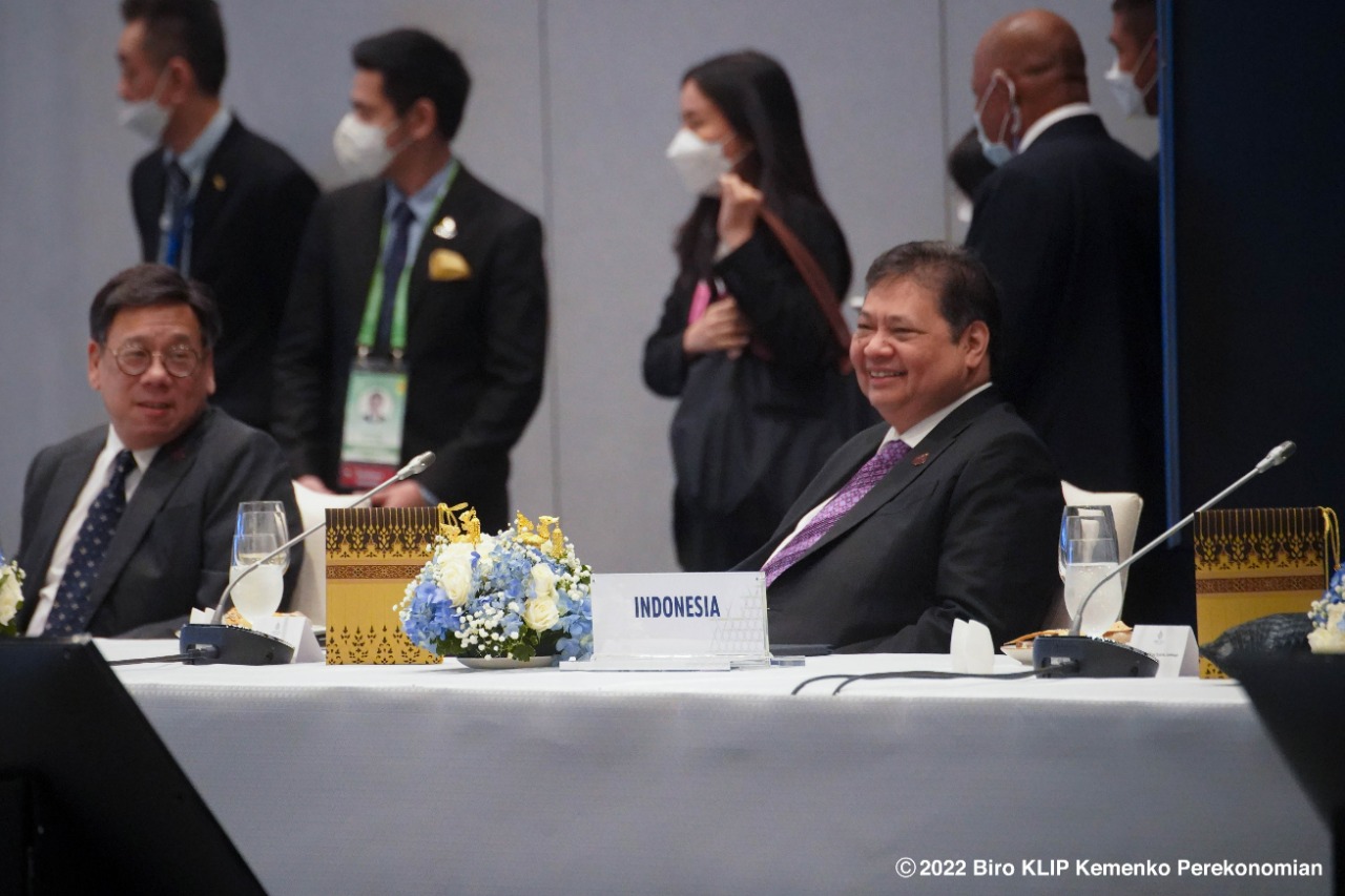 Menko Airlangga Bicara soal Pentingnya Solidaritas dan Sinergi Global di Pertemuan APEC