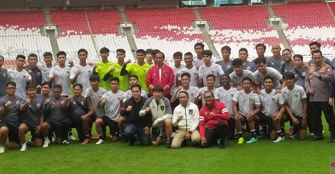 Ini yang Disampaikan Jokowi saat Temui Pemain Timnas Indonesia U-20 di GBK