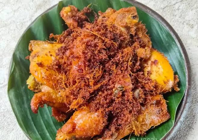 Rahasia Kuliner Nusantara, Ayam Goreng Bumbu Lengkuas yang Menggugah Selera