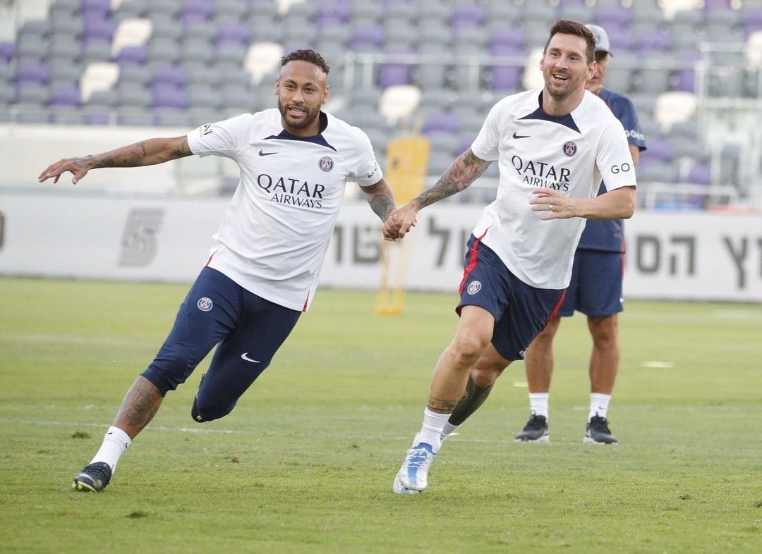Messi dan Neymar Tidak Masuk Daftar Nominasi Ballon d'Or 2022, Karim Benzema Jadi Favorit