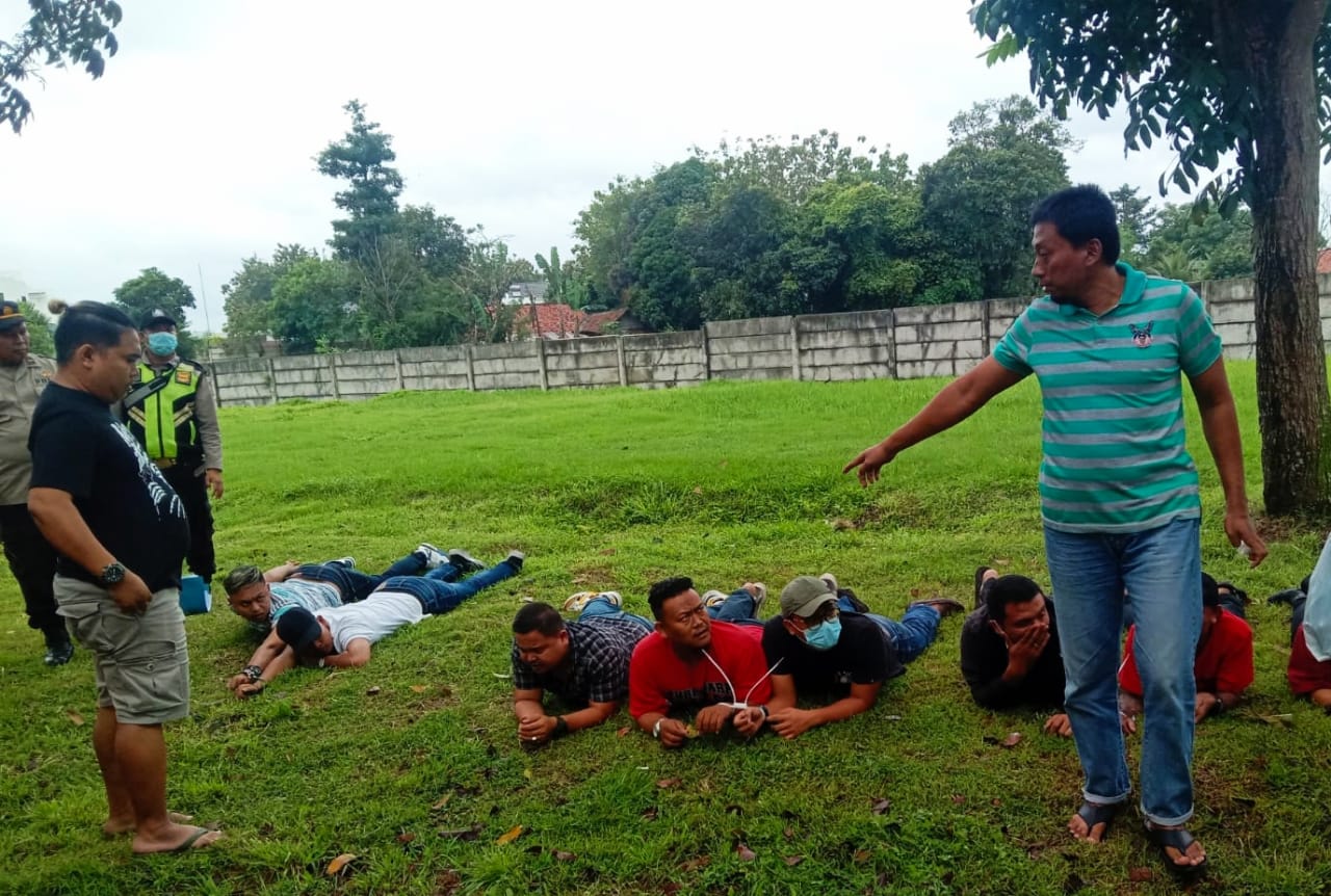 Ini Identitas 10 Debt Collector Yang Ditangkap Polda Banten di Citra Raya Tangerang