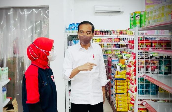 Masuk Minimarket Minyak Goreng Kosong, Jokowi: Nanti Minyaknya Datang Lagi?, Penjual: Gak Mesti...