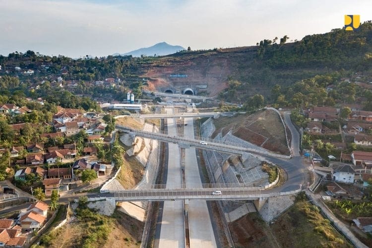 Kementerian PUPR Targetkan 283,15 Km Ruas Jalan Tol Baru Operasional Tahun 2022