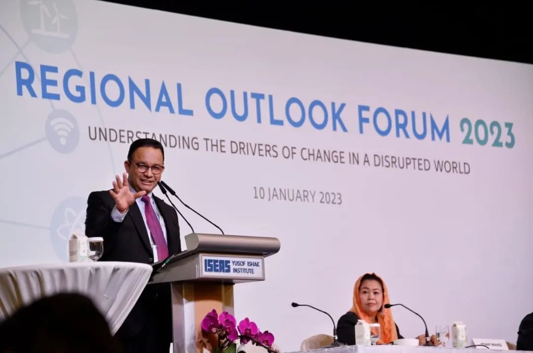 Jadi Pembicara Regional Outlook Forum di Singapura, Anies Baswedan Singgung Reformasi di Indonesia