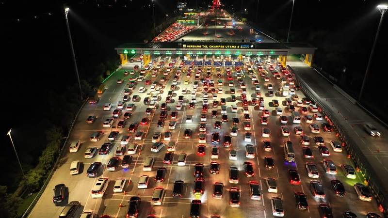 H-4 Natal, 64.399 Kendaraan Tinggalkan Jakarta via GT Cikarang Utama