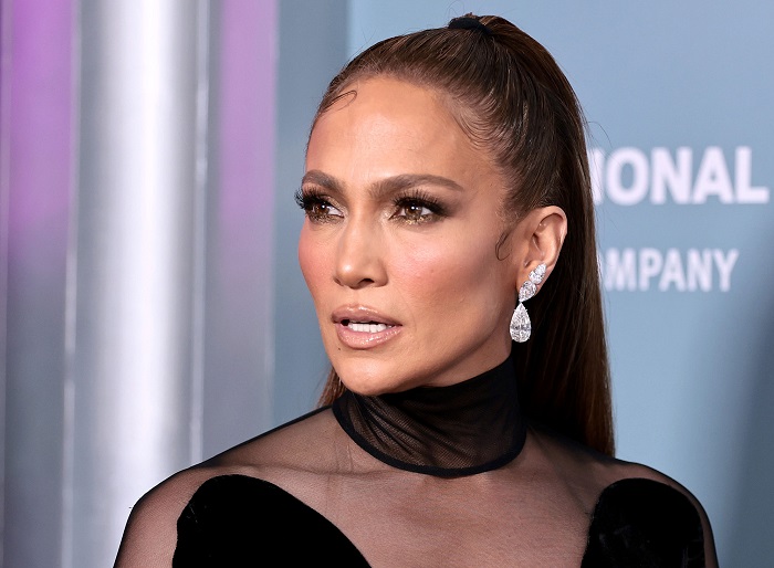Jennifer Lopez Pernah Diputusin Cowok hingga Patah Hati, Ini Pengakuannya