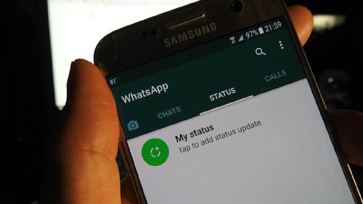 Cara Pilih Orang yang Bisa Lihat Status WhatsApp Kamu, Gampang Banget Kok! 