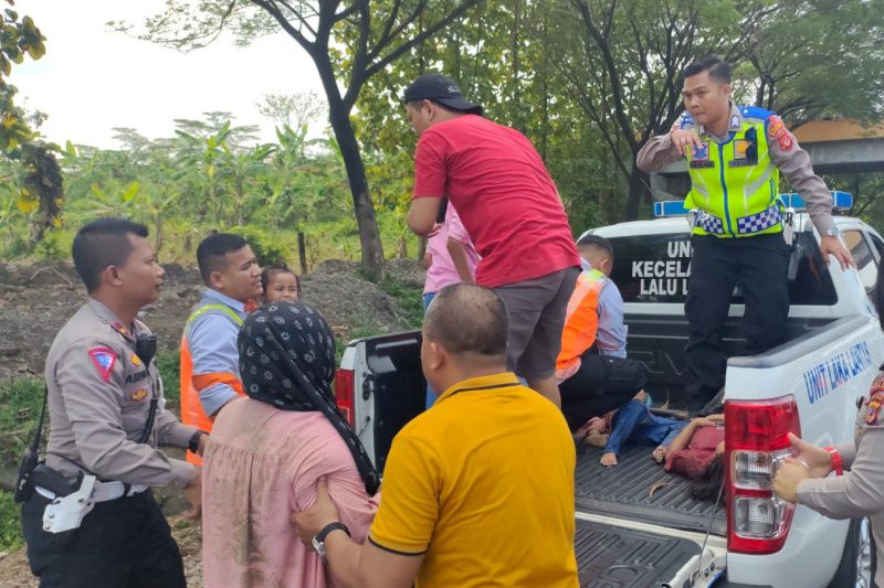 Daftar Nama Korban Kecelakaan di Tol Cipali KM 153 yang Tewaskan Tiga Orang
