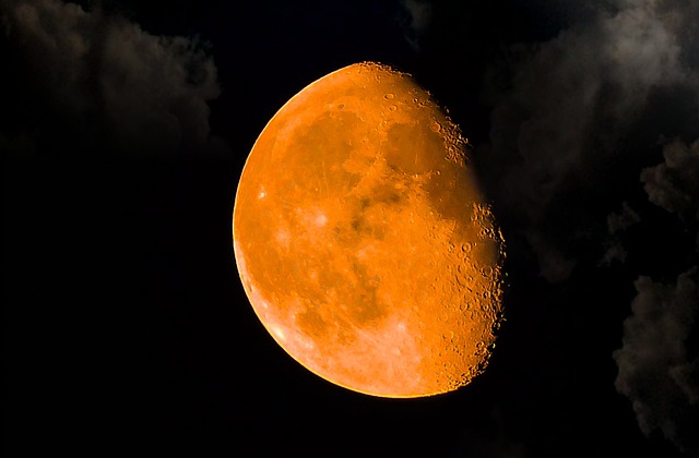 Malam Ini Gerhana Bulan Total Bisa Dilihat di Seluruh Wilayah RI
