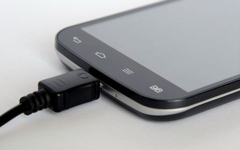 Tips Merawat HP Agar Baterai Lebih Awet, Pengguna Android Harus Paham!