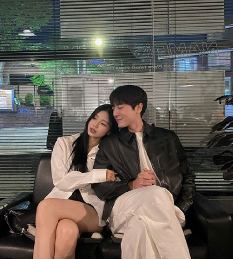 Aktor Yoong Hong Bin dan Kekasihnya Menitihkan Air Mata saat Gagal Selamatkan Korban Tragedi Hallowen Itaewon