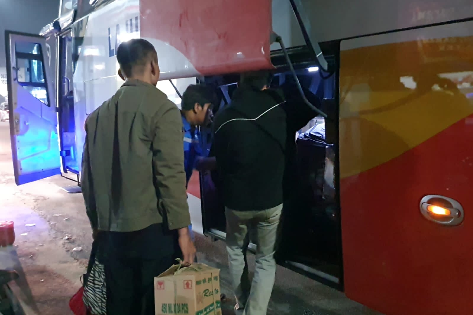 Puncak Arus Mudik Terminal Bus Bekasi, Tercatat 4000 Penumpang Diberangkatkan