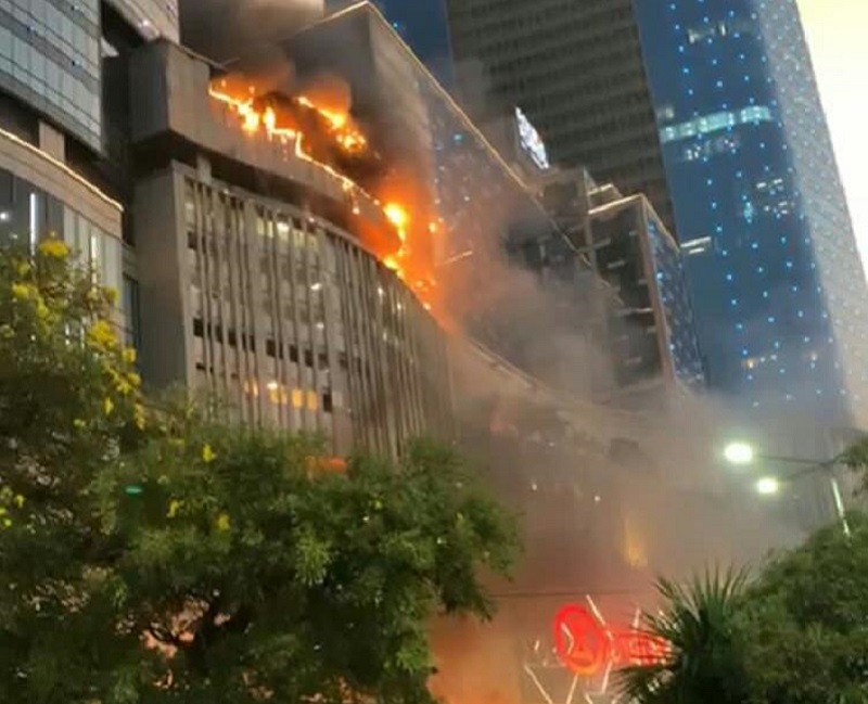 Mall Tunjungan Plaza 5 Surabaya Kebakaran, Begini Penjelasan Pengelola