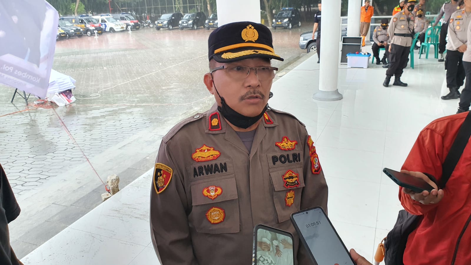 Dua Pria di Bekasi Todongkan Senjata Tajam ke Warga, Dikira Pelaku Curanmor Ternyata...
