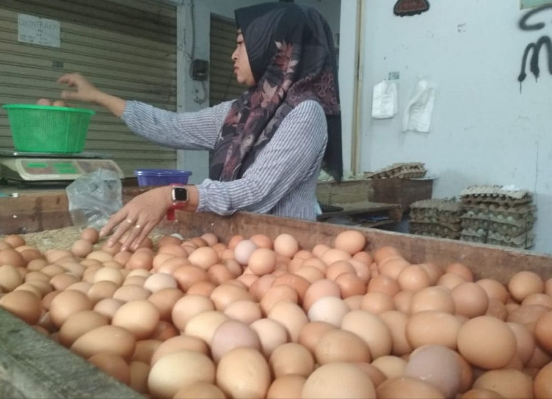 Jelang Nataru, Harga Telur Ayam di Kabupaten Tangerang Meroket Nyaris Rp30 Ribu Per Kg