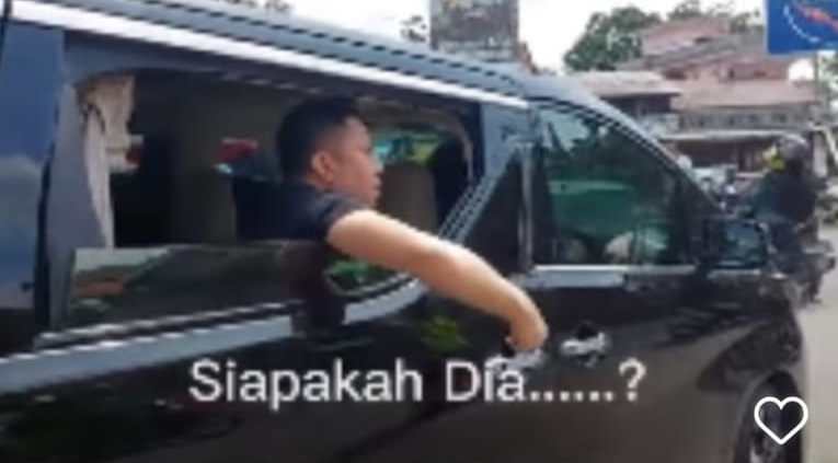 Viral Penumpang Mobil Toyota Alphard Memaki Polisi Gegara Pengalihan Jalur, Polisi: Kami Ikhlas