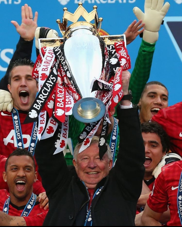 Manchester United Dianggap Merusak Warisan Sir Alex Ferguson