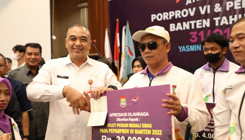 Atlet Berprestasi Hingga Official di Kabupaten Tangerang Diguyur Bonus Hingga Puluhan Juta Rupiah