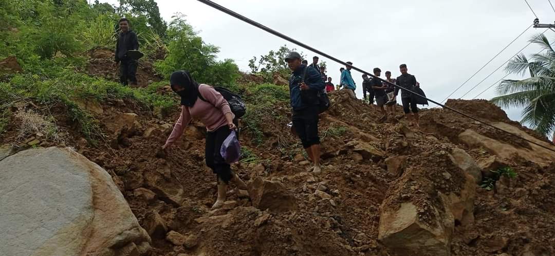 [UPDATE] Banjir dan Tanah Longsor Majene, Bupati Tetapkan Status Siaga Darurat