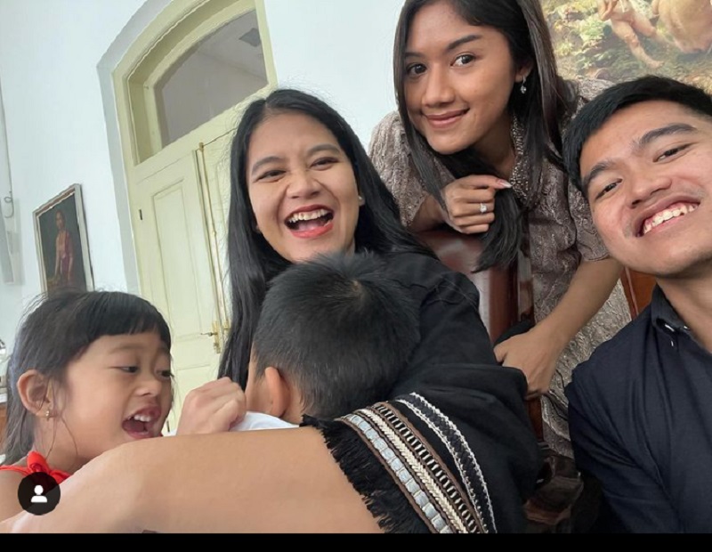 'One Step Closer' Kata Kahiyang Sambil Unggah Foto Kaesang dan Erina Gudono, Putra Bungsu Jokowi Mau Menikah?