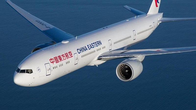 Garuda Indonesia Pantau Investigasi Jatuhnya Pesawat Boeing 737-800NG Milik China Eastern Airline