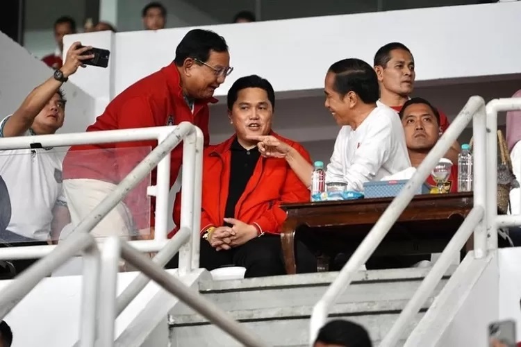 Jokowi Beri Sinyal Sandingkan Prabowo Subianto - Erick Thohir di Pilpres 2024