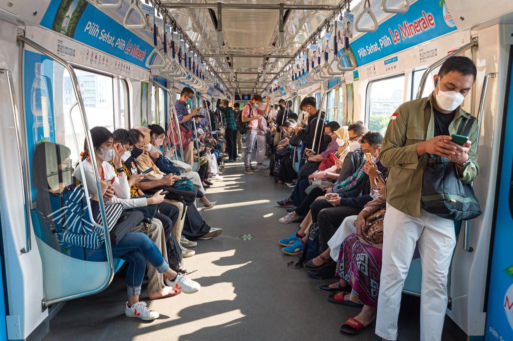 Asik! Transportasi Publik Jakarta Standby di Malam Tahun Baru