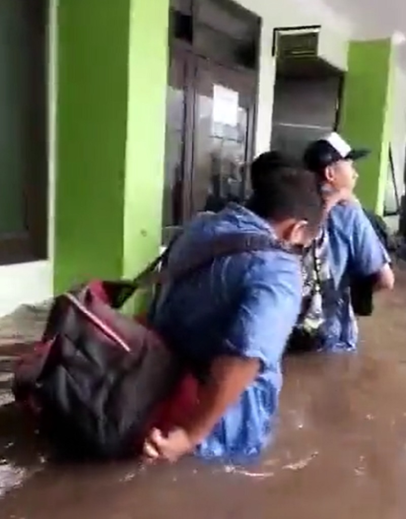 Banjir Sepinggang, Gedung MTSN 19 Jakarta Selatan Roboh Telan 4 Korban Jiwa