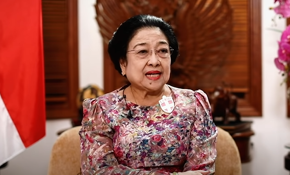 Megawati Disebut Sosok yang Tetapkan Imlek jadi Libur Nasional, Gus Umar: 'Gak Sekalian Monas Bu Mega yang Bangun?'