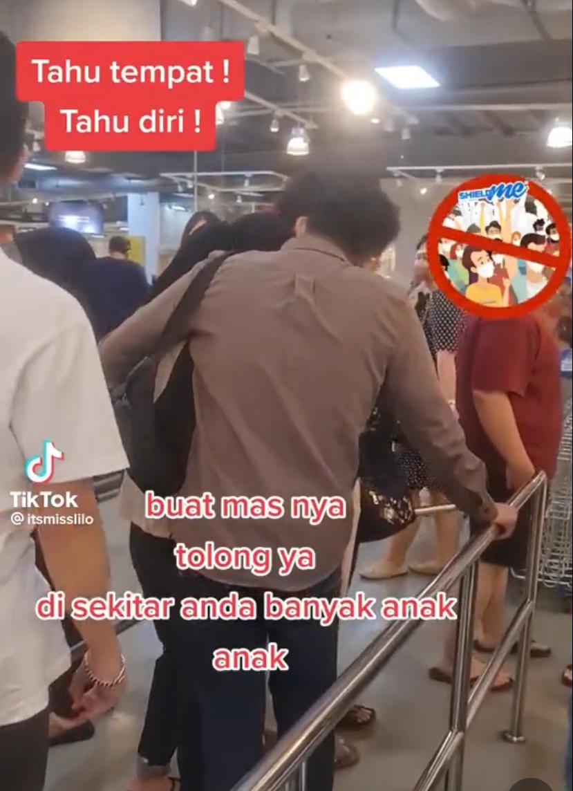 Viral Video TikTok Pasangan Umbar Kemesraan di Publik, Netizen: Tidak Tau Malu!