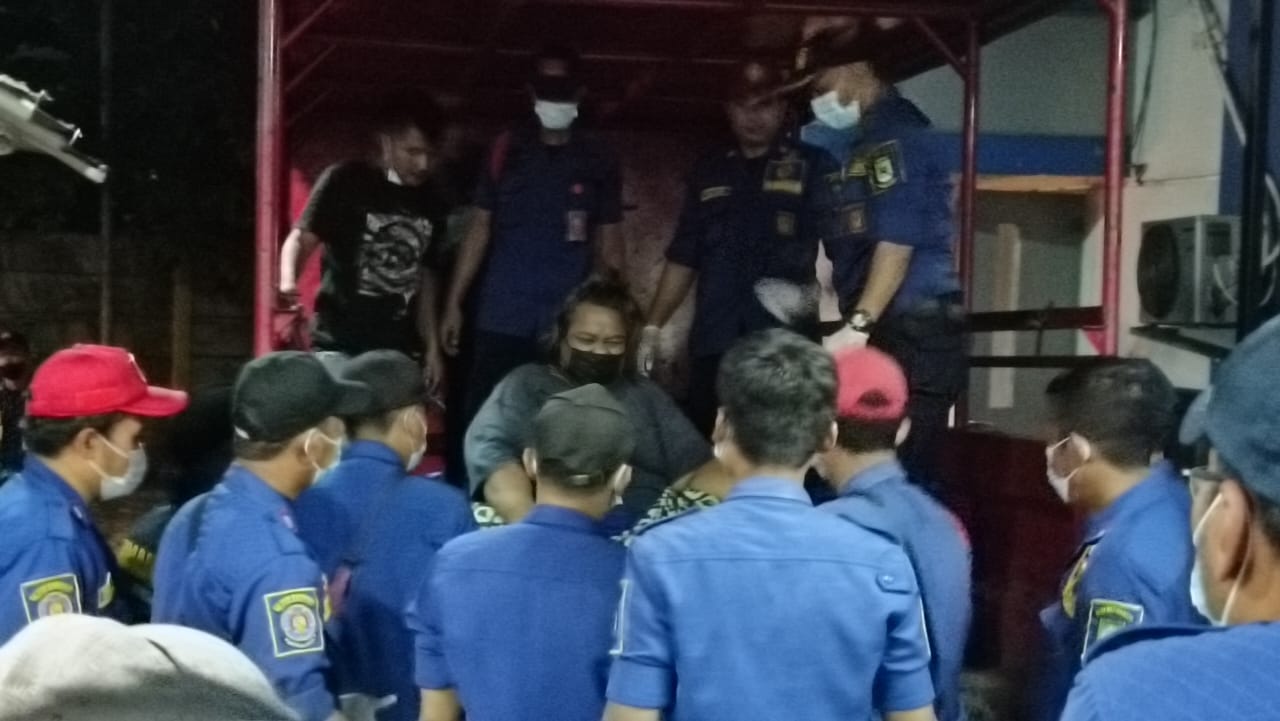 Kasus Obesitas Ditemukan Lagi di Kota Tangerang, Pria Seberat 200 Kg Dievakuasi Damkar 