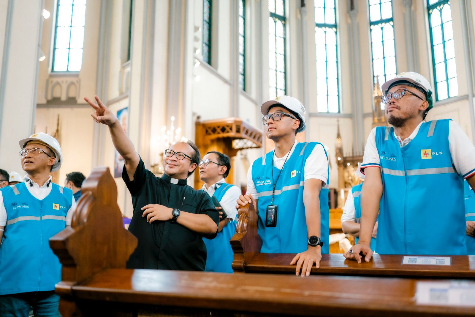 Dirut PLN Tinjau Langsung Kesiapan Pasokan Listrik Siaga Nataru di Gereja Katedral Jakarta