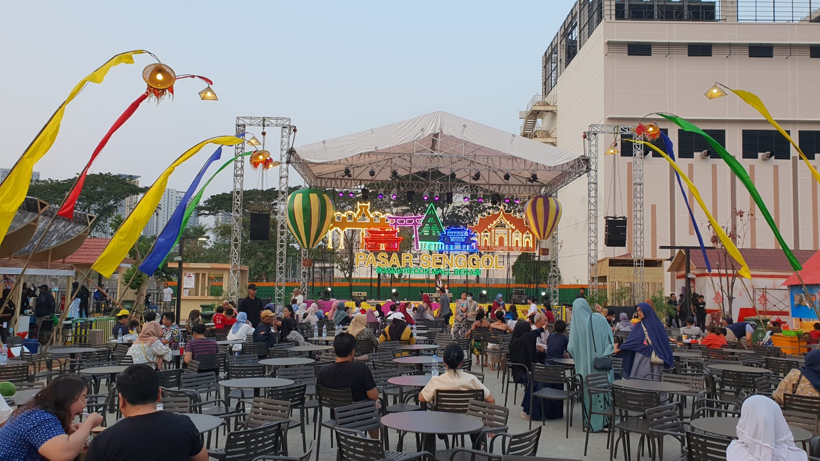 Festival Kuliner Pasar Senggol Summarecon Mall Bekasi, Rekomendasi  Tempat Seru di Akhir Pekan