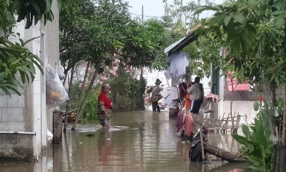 Sungai Cisadane Meluap, Ribuan Warga Tangerang Terdampak Banjir