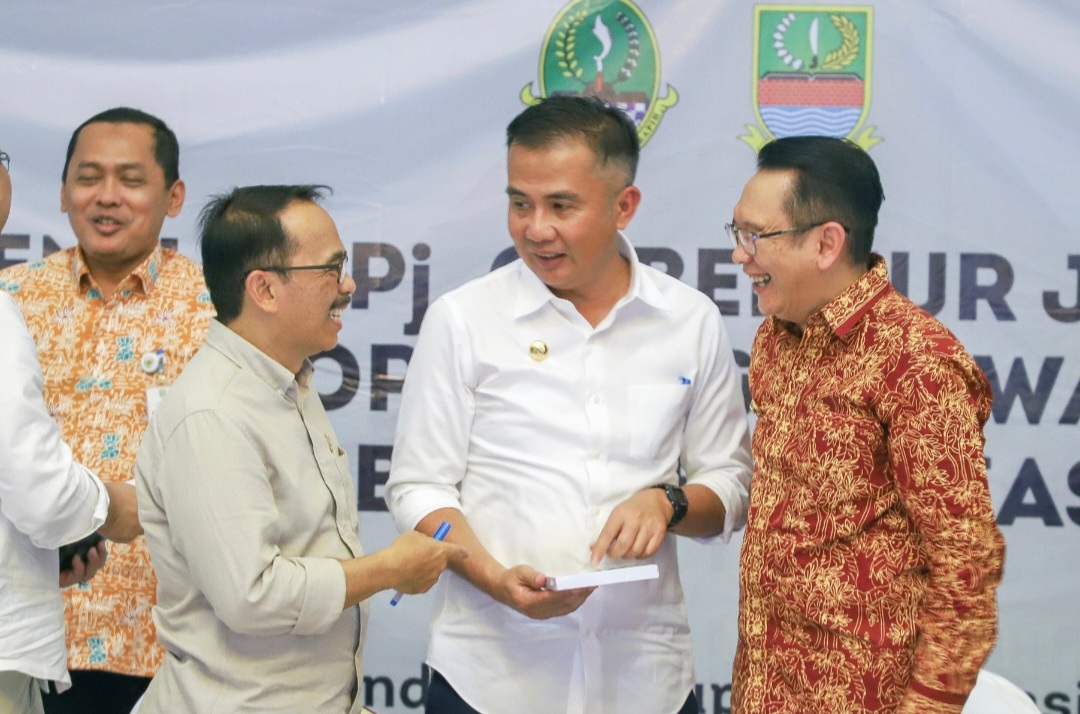 Dorong Wajib Belajar 12 Tahun, SMK dan SMA Negeri di Kabupaten Bekasi Gratis