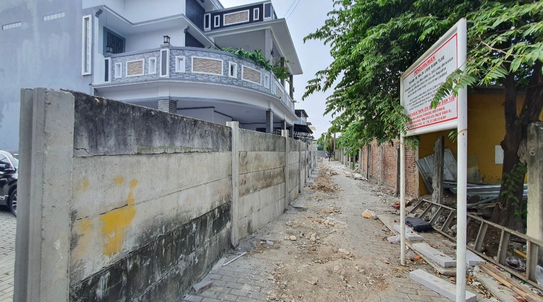 Ini yang Jadi Penyebab 10 Rumah di Perumahan Green Village Bekasi Ditutup Pagar Beton 