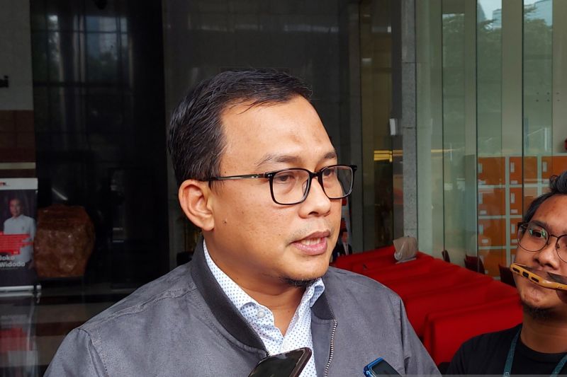 OTT KPK DJKA Tekait Korupsi Pembangunan dan Perbaikan Rel Kereta Api Trans Sulawesi