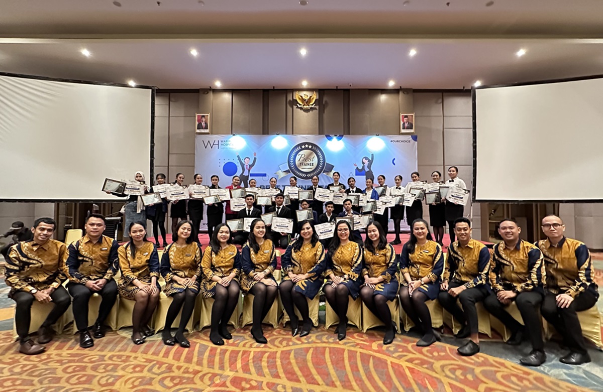 Berkomitmen pada Pendidikan: Waringin Hospitality Hotel Group Bagikan Beasiswa untuk Para Best Trainee