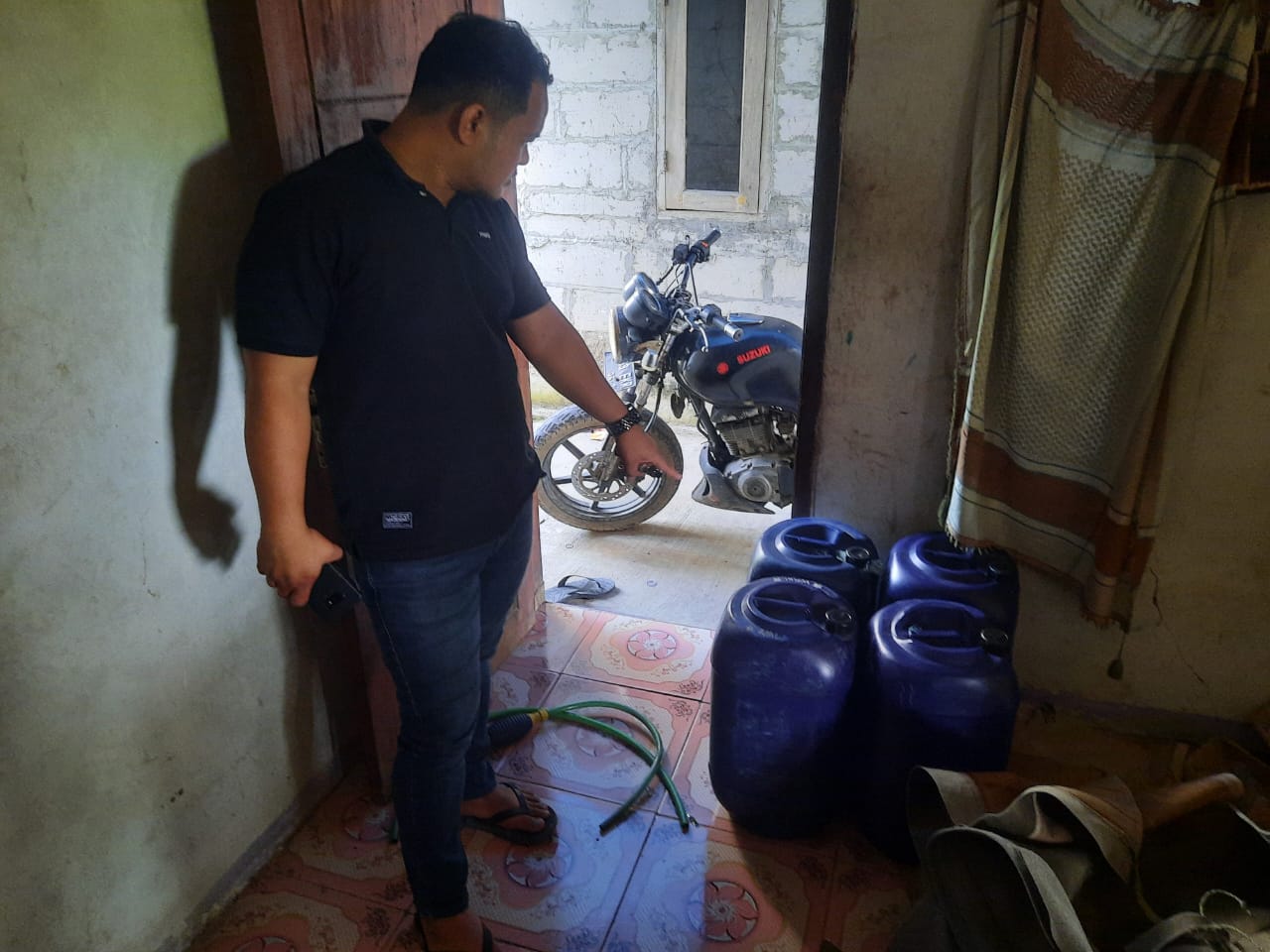 Beli Pertalite di SPBU Lalu Dijual Eceran, Pria di Tangerang Ditangkap Polisi