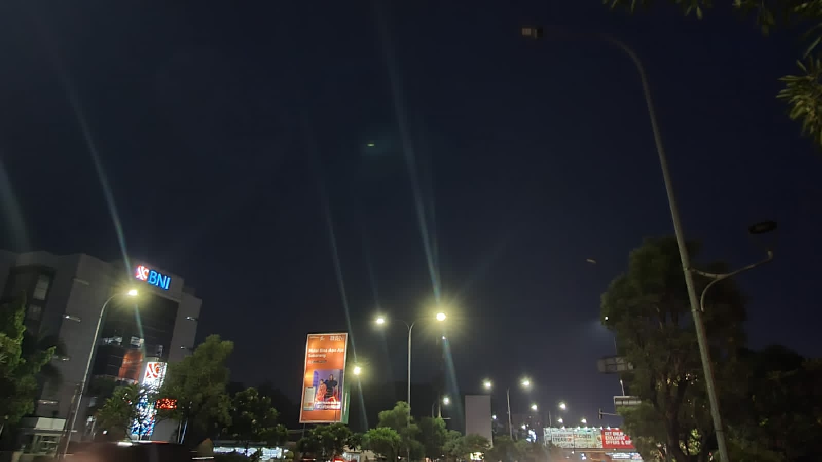 Belasan Ribu Lampu Penerangan Jalan Umum di Kota Bekasi Rusak, Kejahatan di Waktu Malam Makin Rawan 