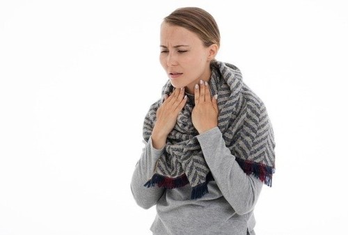 Kanker Tenggorokan: Penyebab, Gejala, dan Cara Mencegahnya