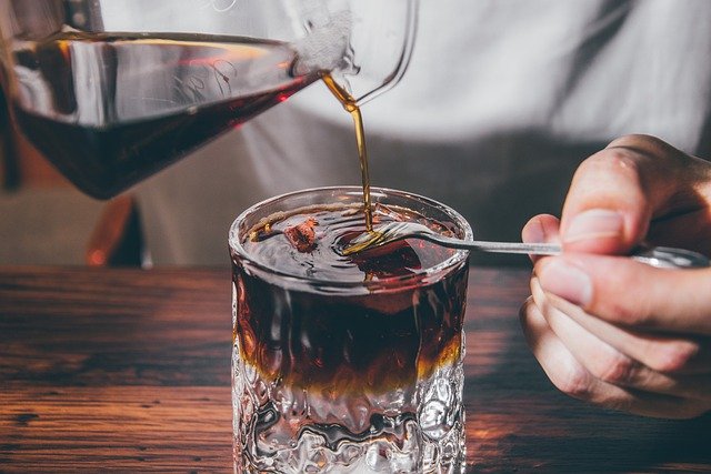 Cara minum Kopi yang Aman jika Punya Darah Tinggi